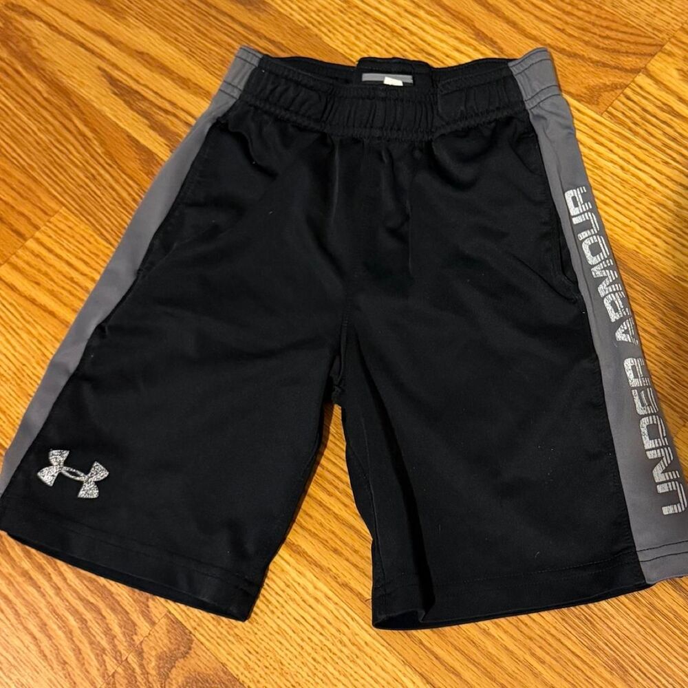 Under-armour Men's Black Shorts